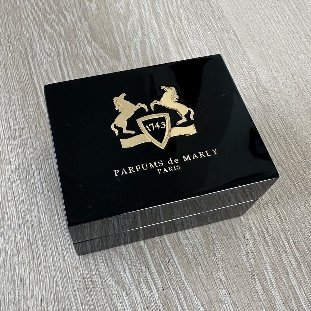 Parfums de Marly Paris Small Box EMPTY BOX ONLY Hard Shell Lacquer